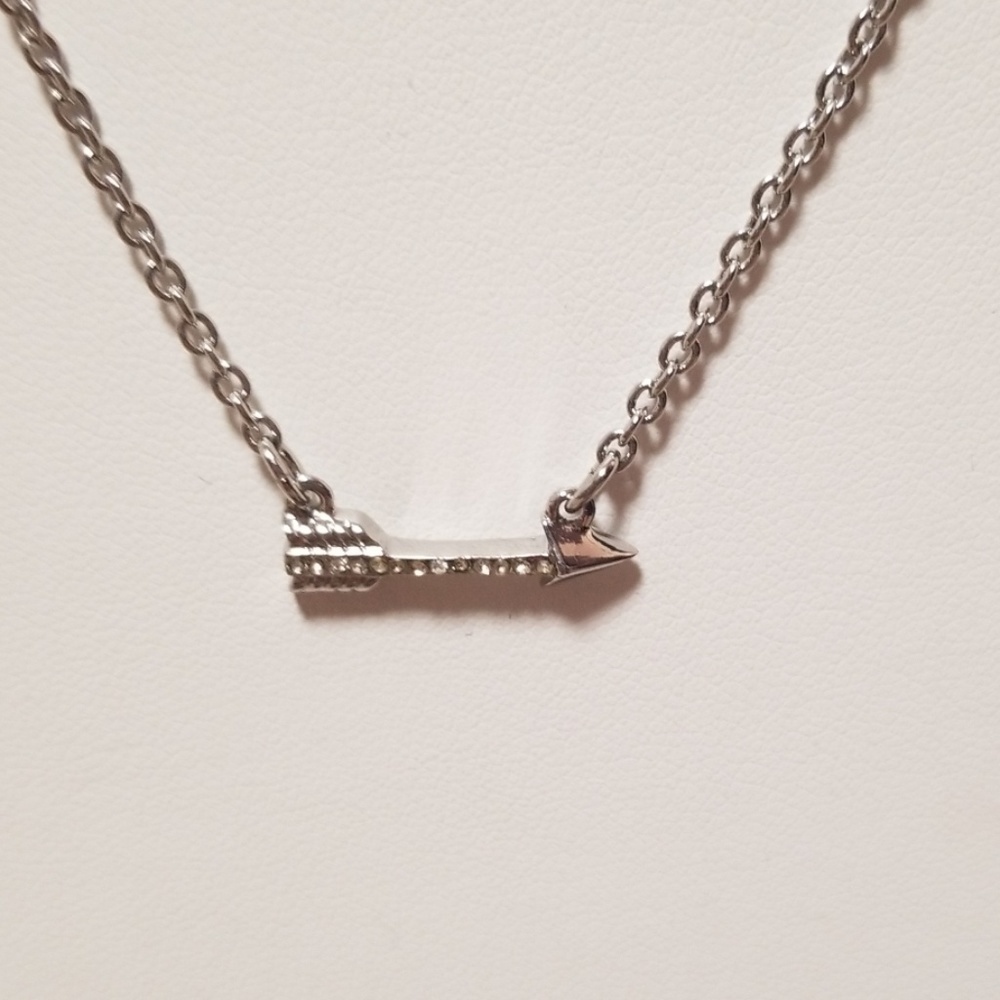 Lia Sophia Arrowhead Necklace NWT